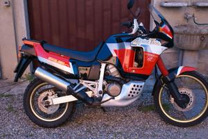 Africa twin 750 RD04