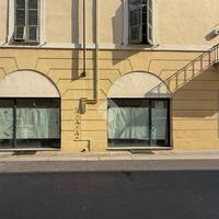 NEGOZIO A PIACENZA