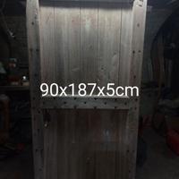 Portone in legno massello