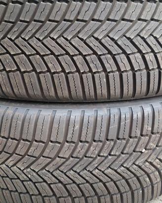 4 gomme 225/45 R 19