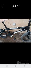bicicletta funzionante BMX