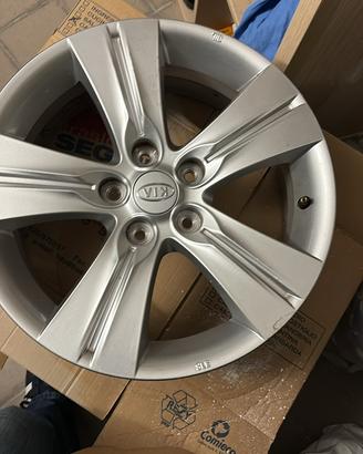 cerchi originali kia 17”