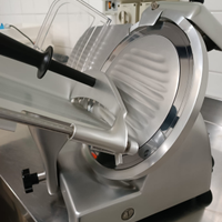 Attrezzatura pizzeria ristorante cucina