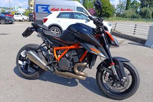KTM 1290 Super Duke R 1290 SUPERDUKE R