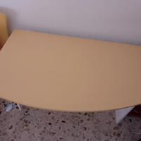 Scrivania per Cameretta Bianca e Gialla 