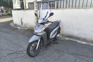 Honda SH 300