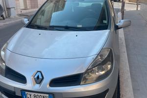 Clio 1200 benzina