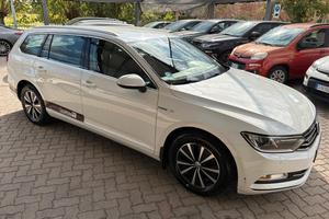 Volkswagen Passat Variant 2.0 tdi Highline 150cv N