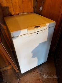 Congelatore a pozzetto Whirlpool - funzionante