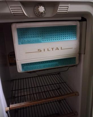 Frigorifero siltal vintage funzionante