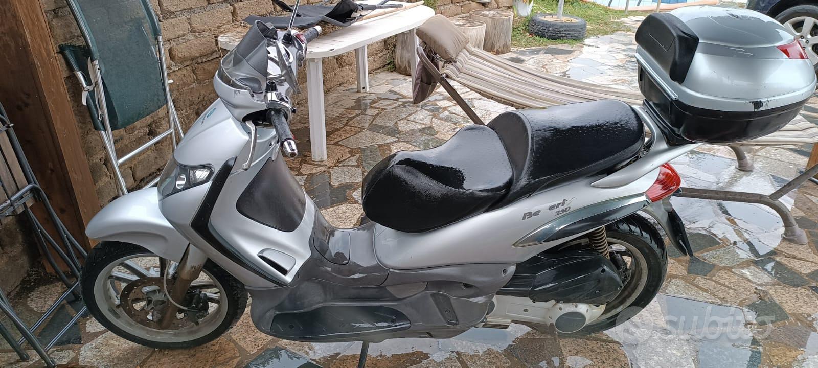 Piaggio Beverly 250 usata a Roma per € 1.000