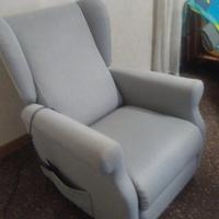 poltrona elettrica regolabile con alzapersona 