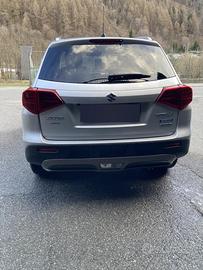 Suzuki vitara  4x4  09 / 2020