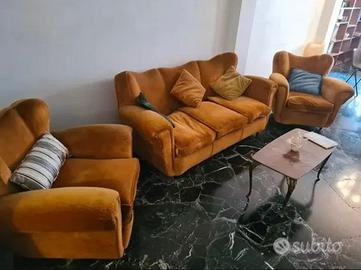 divano + due poltrone 