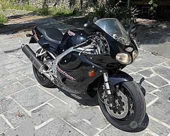 Triumph Daytona T 595