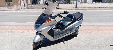 MBK SKILINER YAMAHA MAJESTY