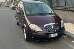 Lancia Musa 1.3 Multijet