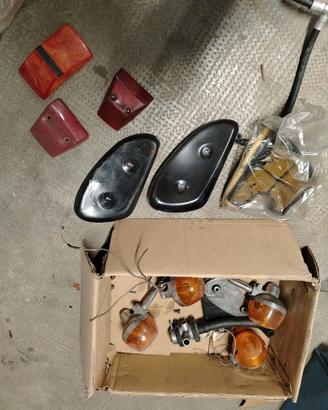 Ricambi moto varie Selle fanali carburatori freno