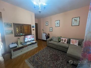 Vendessi appartamento via Filippo turati