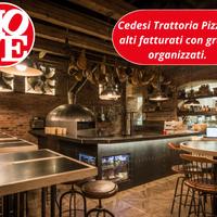 Pizzeria alta affluenza con gruppi organizzati