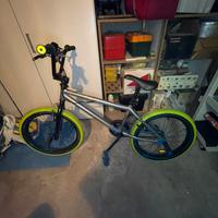 BMX decathlon customizzata