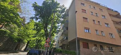 Via Rossetti, altezza Liceo Petrarca,