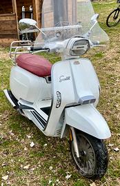 Lambretta V125 Special