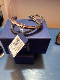 Bracciale rigido tubolare Swarovski con cartellino