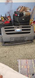 paraurti centrale calandra ford transit
