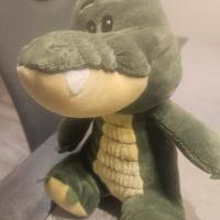 peluche coccodrillo