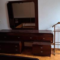 Armadio camera letto + specchio + comodini