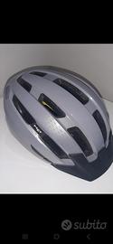 Casco pedali porta borracce