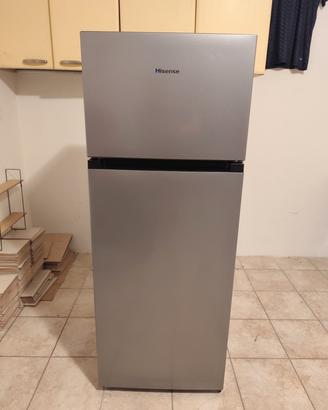 Frigorifero Hisense Doppia Porta 206L