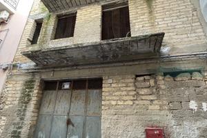 Abitazione su 4 livelli da ristrutturare