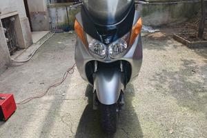 Suzuki Burgman 400