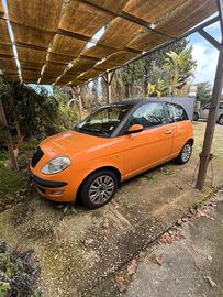 Lancia Ypsilon Momo design 