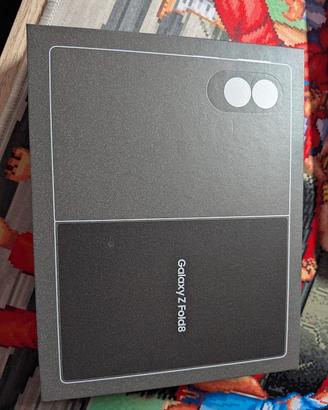 Samsung Z Fold 8  512 gb Pistacchio