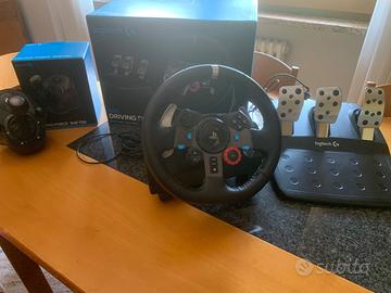 Simulatore guida logitech g29