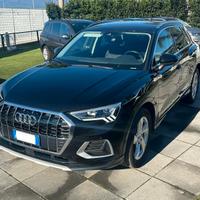 Audi Q3 2.0TDI 150CV S-TRONIC SPORT FARI FULL LED-