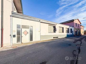 LABORATORIO A ZELO BUON PERSICO