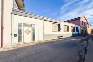 LABORATORIO A ZELO BUON PERSICO