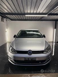 Volkswagen Golf 1.6 TDI 5p. Highline BlueMotion Te
