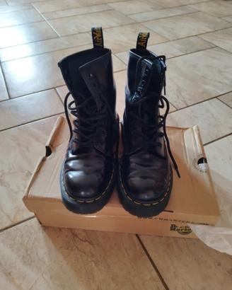 scarponcini De Martens