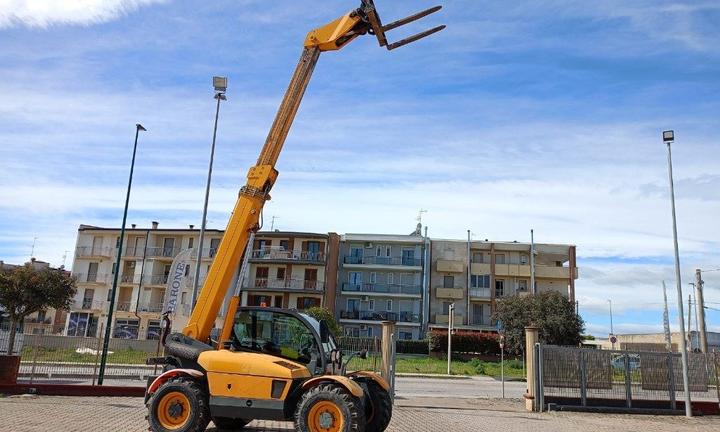 DIECI ZEUS 37.7 SOLLEVATORE TELESCOPICO