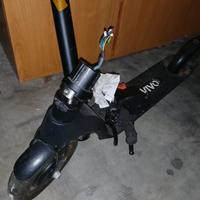 Monopattino Elettrico  vivo se max