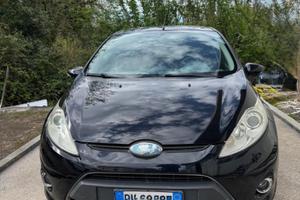 FORD Fiesta 1.2 82 CV 5 porte Titanium GPL
