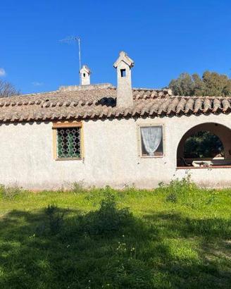 Immobile in asta di 279 m² con più di 5 locali a M