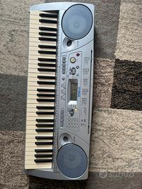 tastiera YAMAHA PS273