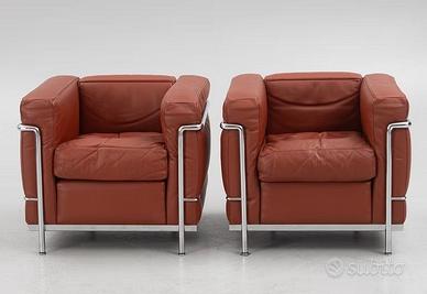 2 poltrone LC2 in pelle Bordeaux di MDF ITALIA