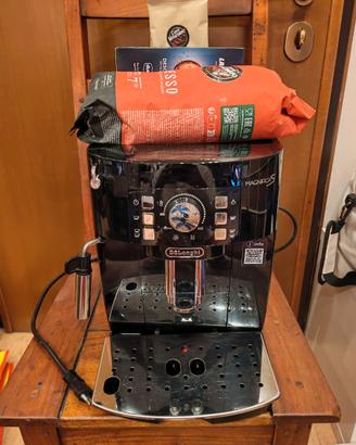 Delonghi Magnifica S macchina caffè 
